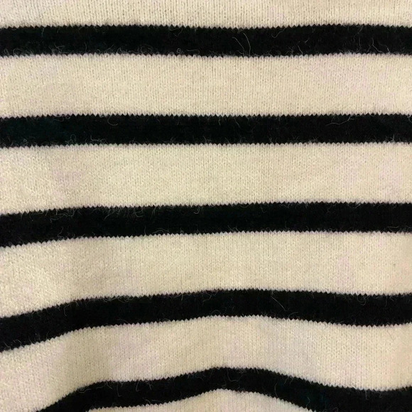 Turtleneck sweater cream and black stripe wool blend - Picture 10 of 10